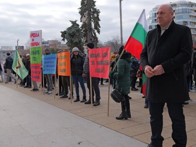 Кметът на Поморие подкрепи протестиращите от Каблешково