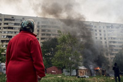 Десет ранени при два обстрела в Харковска област