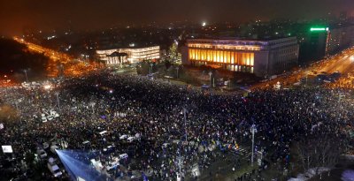 Многохиляден протест в Румъния