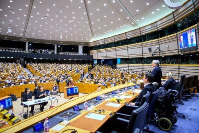 Европарламентът прие резолюция за правата на децата