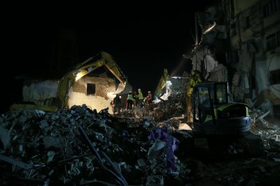 20 вече са жертвите на земетресението в Албания
