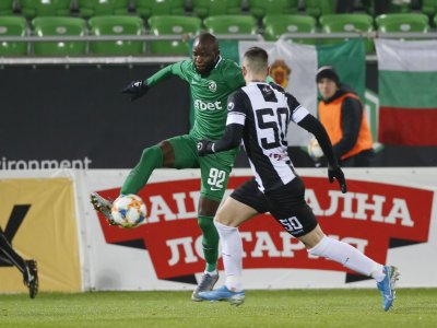 Лудогорец удари и Локо Пд, дръпна с 9 точки на върха