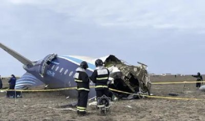 Пътническият самолет, който се разби в Казахстан, може да е свален