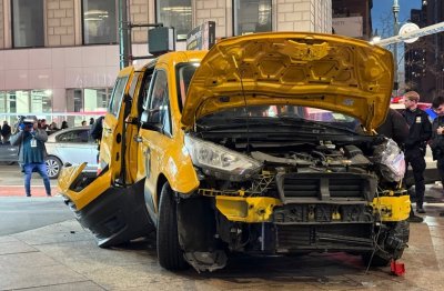 Шест човека бяха ранени в центъра на Ню Йорк след