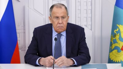 Лавров: Русия е готова за мирни преговори с Украйна