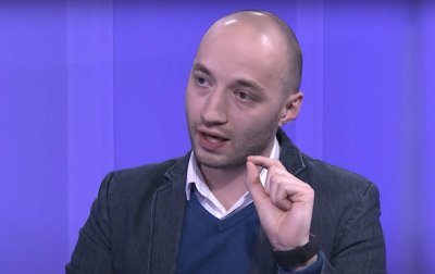 Димитър Ганев: У нас има неписан закон – на власт ли си, рейтингът ти пада