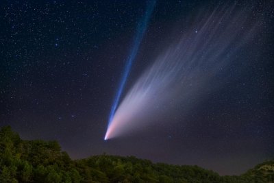 Комета, видима веднъж на 160 000 години, минава край Земята 