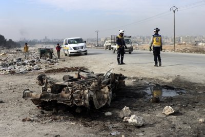 Кола бомба уби най малко 20 души в северния сирийски