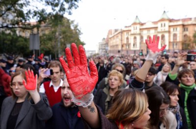 В Сърбия протестите продължават Днес в Белград излязоха над 5000