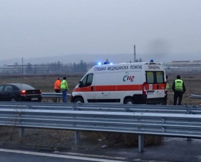 Катастрофа затруднява движението в участъка между Пловдив и с Бенковски