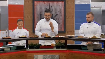 Вечерна резервация гарнирана с напрежение до краен предел и в