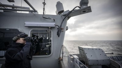 Европейската комисия ще предложи засилване на наблюдението на подводните кабели