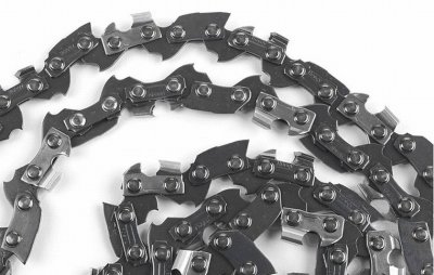 Полицаи освободиха жена завързана с верига от 18 февруари от