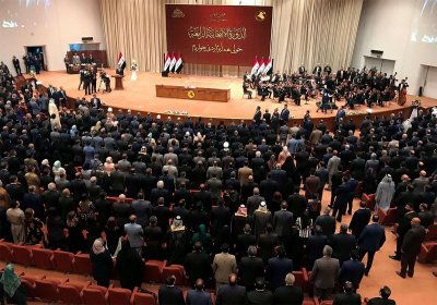 Иракският парламент прие оставката на правителството