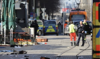 Атентат? Кола се вряза в пешеходци в Манхайм