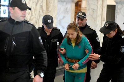 Вече 34 дни украинката Ксения Плачкова която уби двете си