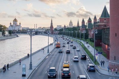 Русия гони двама британски дипломати от Москва