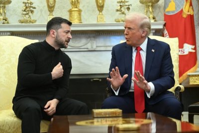 Плювните на американските чиновници по адрес на Володимир Зеленски не