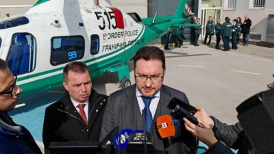 Министърът на вътрешните работи Даниел Митов предлага на Министерски съвет в