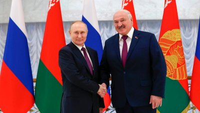 Путин разговаря с Лукашенко, докато американски емисар е в Москва