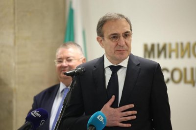 Гуцанов: Вот на недоверие?! Кабинетът пое властта в толкова тежък момент