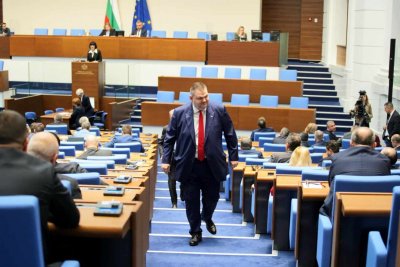 Мисля че няма да мине вотът на недоверие на Възраждане