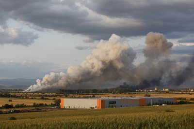 Високите температури миналото лято не са взривили складовете за фойерверки