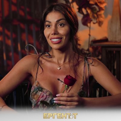 Настояват за спиране от продажби книгата на Даниела Рупецова Момиче