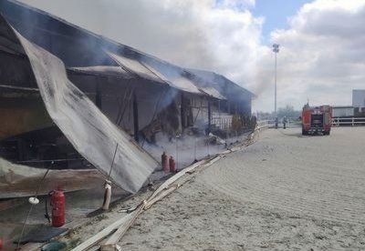 Голям пожар е избухнал в конната база до пловдивското село