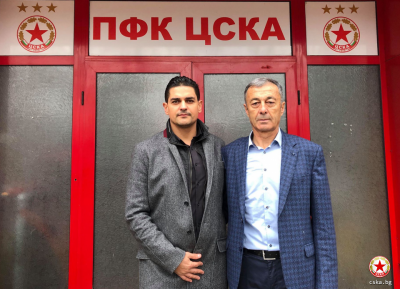 И адвокат Василев дари парите си за ЦСКА