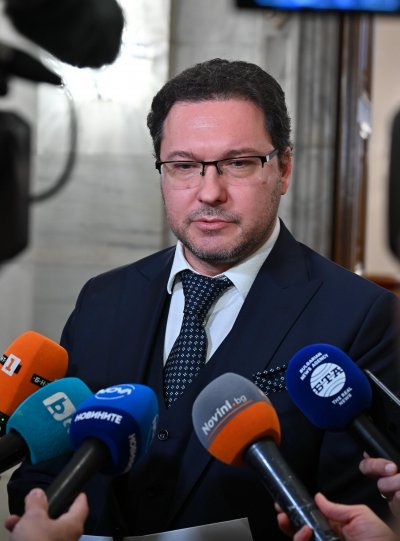 Даниел Митов: Полицията трябва да е видима, за да се възстановява дисциплината на пътя