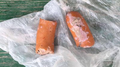 Убиха бездомни кучета с кренвирши с отрова