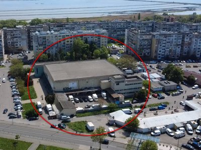 Събарят една от емблемите на Бургас