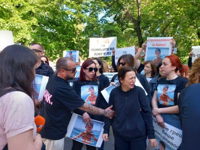 Пловдивската клиника за смъртта на 6-годишния Ангел: Тиражират се много неистини 