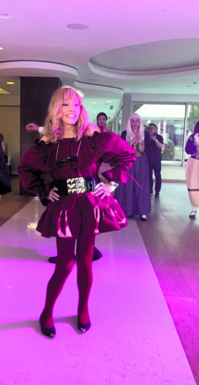 Алла Пугачова пусна снимки от 76 ия си рожден ден в