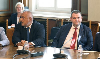 Първан Симеонов: Пеевски е напът да направи нова ГЕРБ 