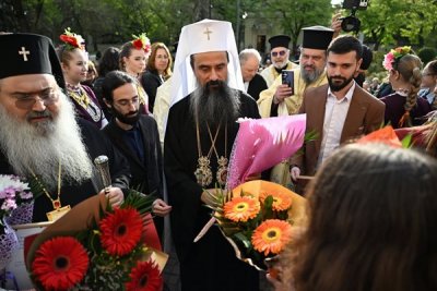 Патриархът пристигна във Варна за честванията на покръстването и създаването на азбуката