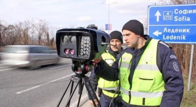 ЧСИ-тата поемат глобите към КАТ, ако не ги платиш - запор на заплатата