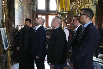 Българската делегация пристигна в Света гора