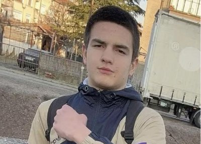 Потресаващ разказ: Защо се самоуби 16-годишният Виктор?