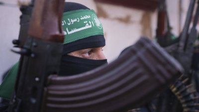 "Хамас" предаде израелско-американския заложник Идън Алекзандър
