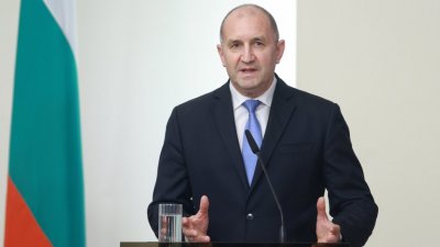 Референдумът за еврото: Радев ще внесе предложението си в НС