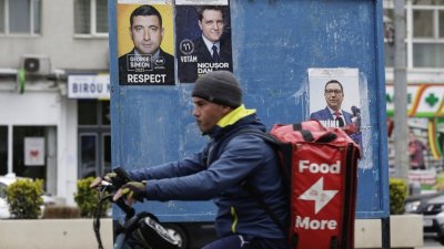 Румънските копейки обявиха реформатора Никушор Дан за гей