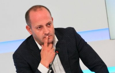 Кънев пита: Получил ли е Радев инструкции да поиска референдум?