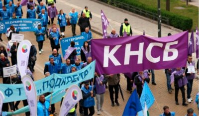 При средно 3 900 бруто шофьорите от градкия транспорт блокират София в сряда