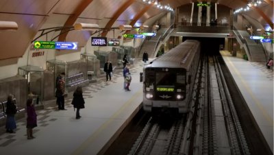 Хайде, всички на метрото! Пускат допълнителни влакчета утре