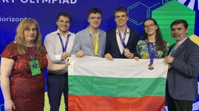 Сребро и бронз за наши ученици от Международната олимпиада по химия