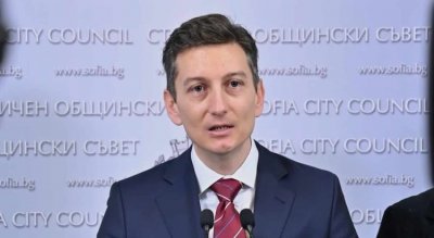 Зам.-кмет на София обеща: Ще събираме боклука