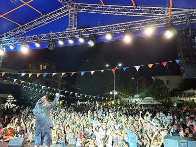 Летният туристически сезон в Приморско стартира ударно още преди началото