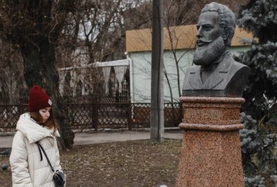 Статуята на Ботев в Украйна свалена за ремонт 